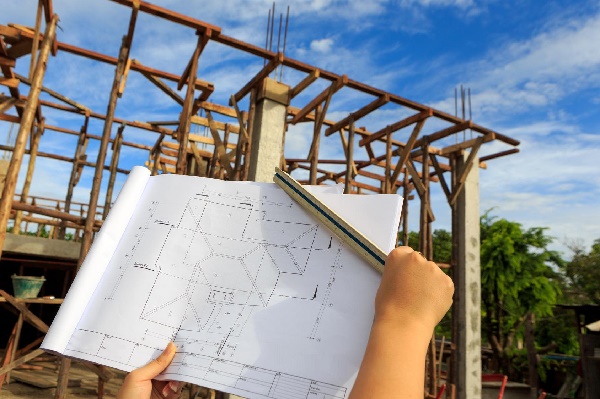 Omanikujärelevalve objektil. Seadus. Praktika. Vead *